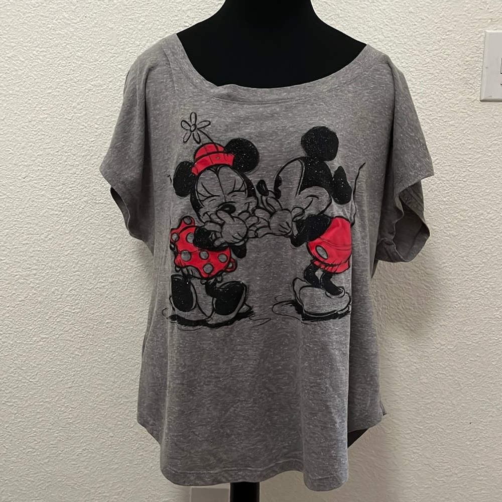 Women's XXL Disney Minnie and Mickey shirt
